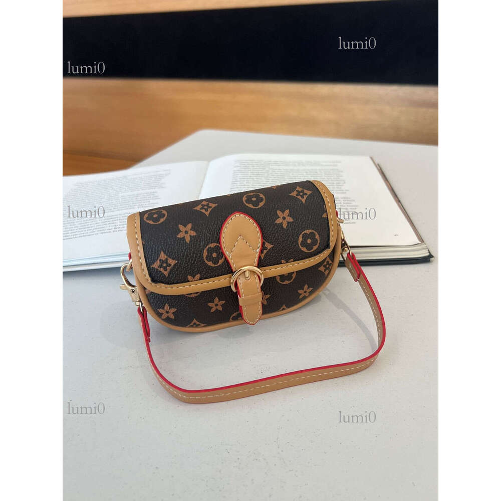 Women's Baguette Mini Elegant Fashion Small Square Single Shoulder Crossbody Earphone Bag Handbag
