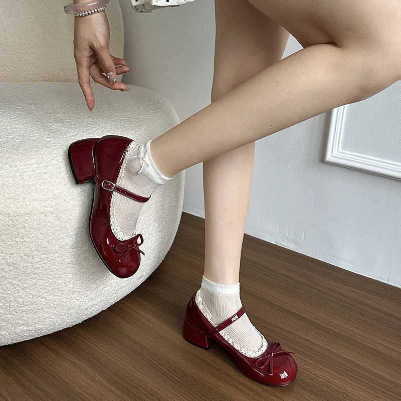 2023 Autumn Women Mary Jane Shoes Fashion Butterfly-knot Dress Shoes Ladies Concise Outdoor Thick Heel Leather Shoes W250814