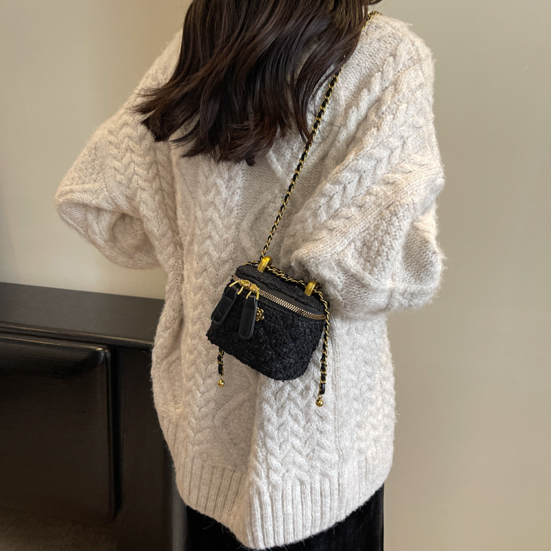Wool Fashion Women's Shoulder Crossbody Bag Free Shipping Designer New Luxury Mini Handbag Autumn And Winter Casual Chain Casual Makeup Bag
