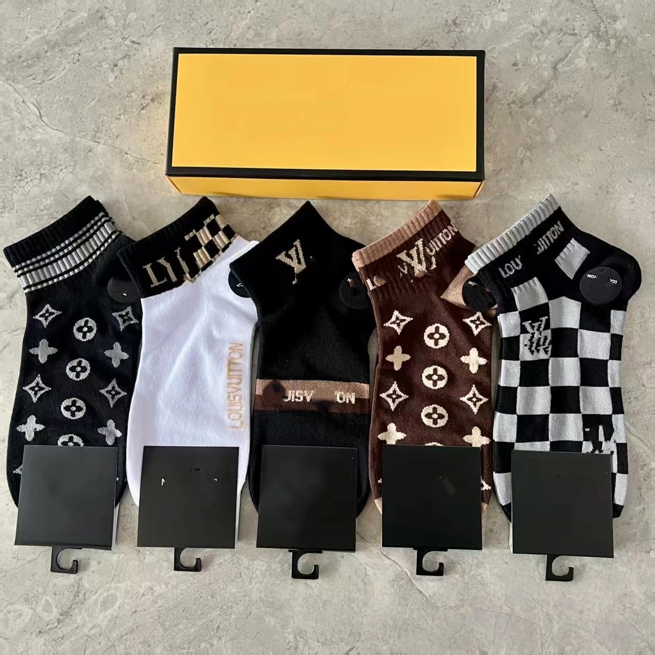 Men's Socks Mens Socks Designer Mid Calf Luxury Cotton Sock Men Women Solid Color Trendy Brand Basketball Football Socks
