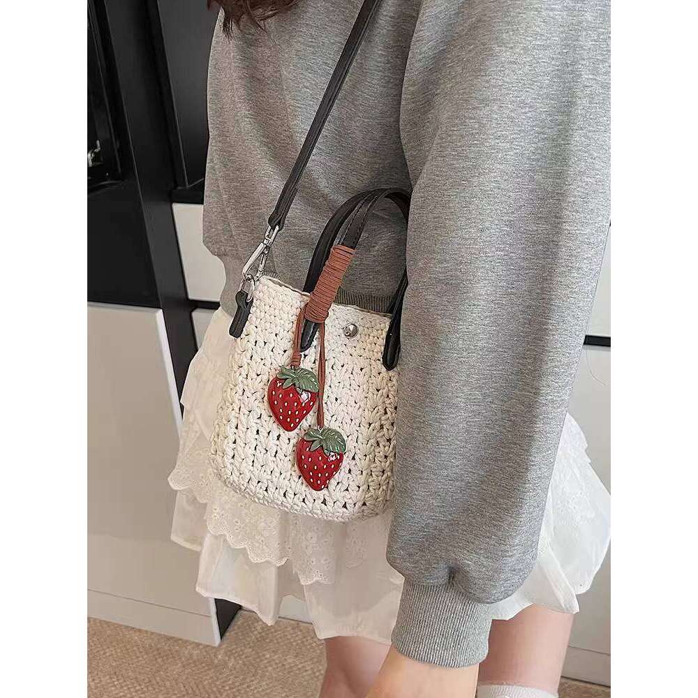 free shipping Vacation Casual Beach for Women Summer New High-end Woven Phone Bucket Bag