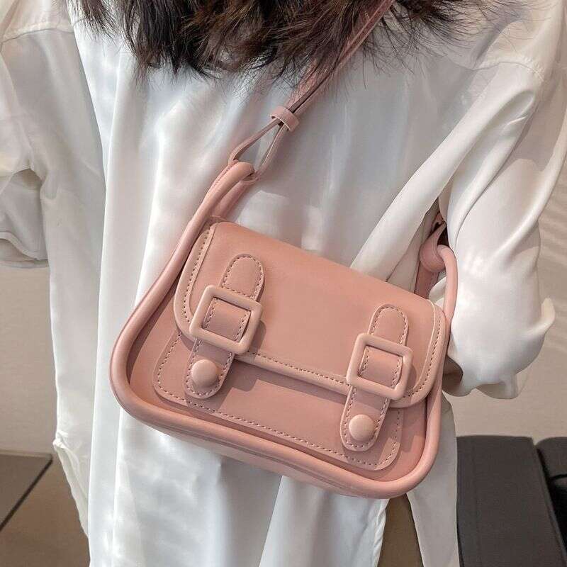 High-end Small Women's Bag 2023 New Trend This Year's Popular Fashion texture explosive style Messenger Shoulder small bag