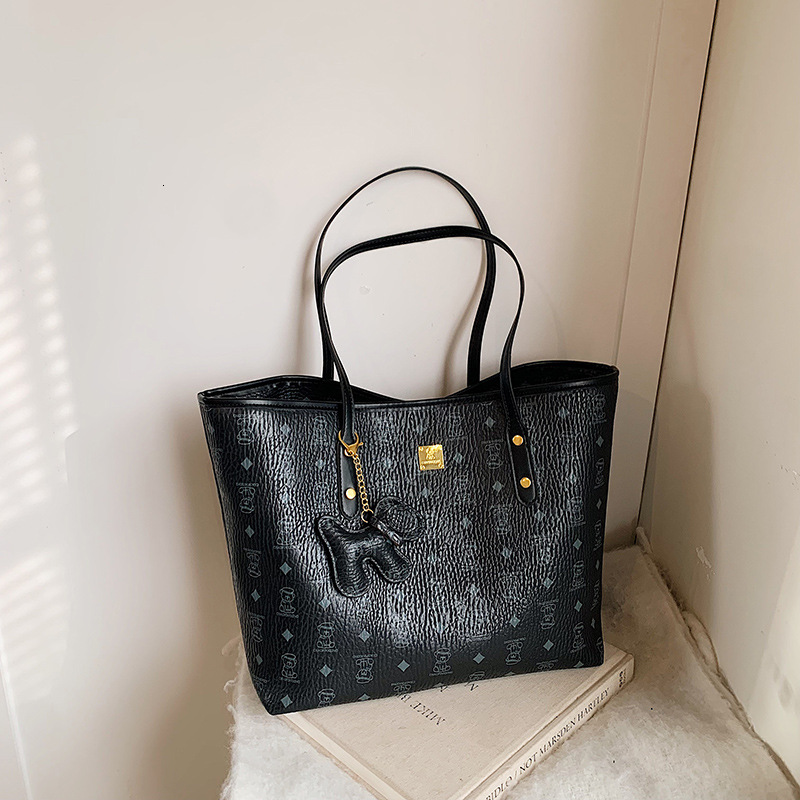 Free Shipping Designer Luxury Women's Handbag Large Capacity Retro Tote Bag Letter Versatile Shoulder Bag Office Shopping Commuting Leisure Bag