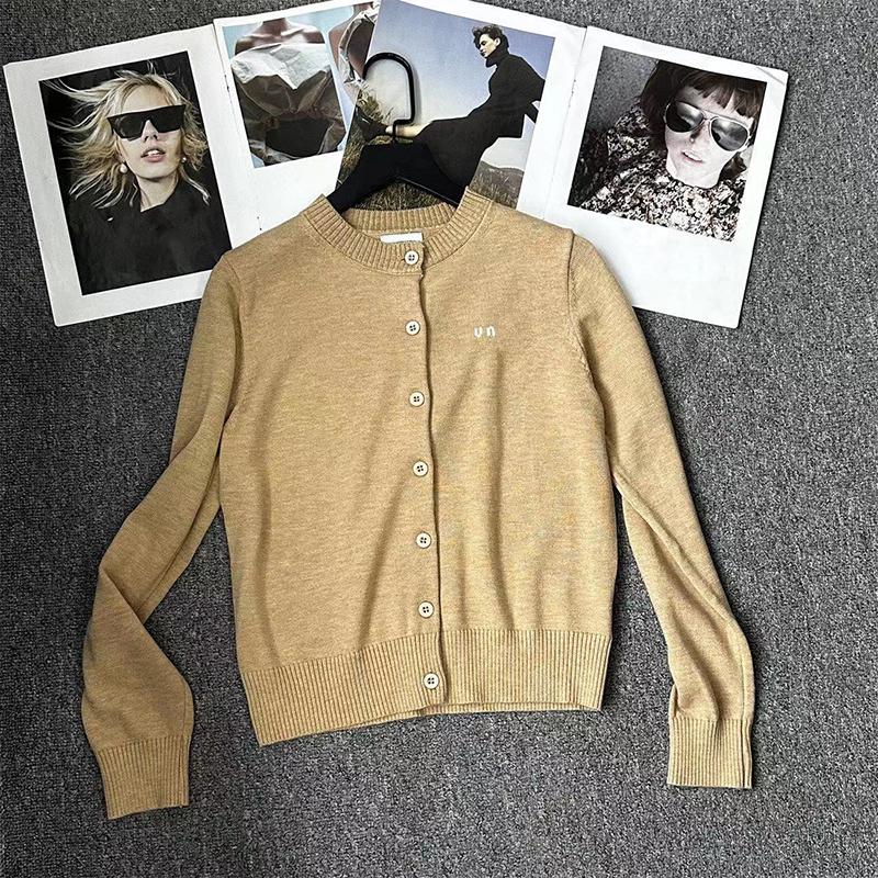 Womens Knitted Sweater Long Slve Crew Neck Cardigan Warm Autumn u0026 Winter Coat Soft u0026 Cozy Casual u0026 Chic L2510186YHK