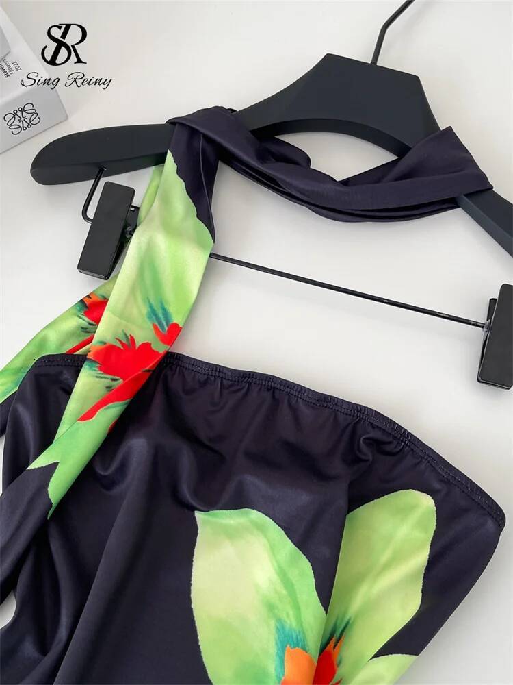 2025 strapless printed top women's satin sleeveless backless slim mini top Korean fashion sexy beachwear Camis designer top