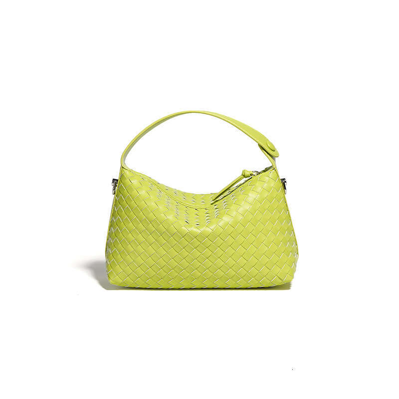 New Niche Cowhide Quilted Dumpling Woven Handbag Shoulder Crossbody Fashion Genuine Leather Women s Bag