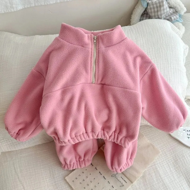 Baby Clothes Sets Girls Boys CoatsPants 2Pcs Sports Suits Solid Color Thicken Fleece Warm Toddler Winter Casual Tracksuit 250813