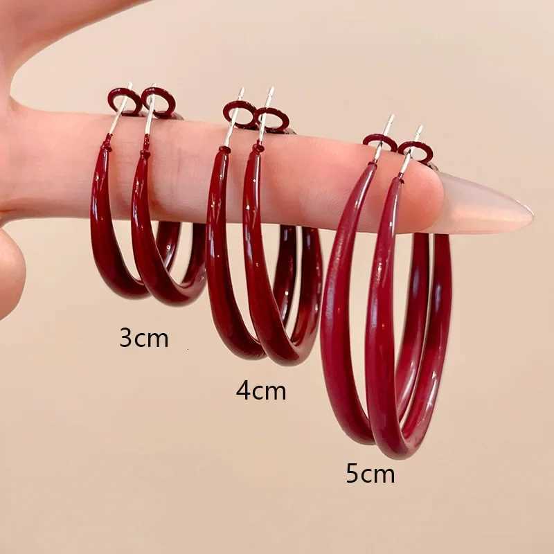 Charm Trend Wine Red Color Geometric Circle Hoop Earrings for Women Exaggerate Big Korean Earring Bride Jewelry Accessories Gift XJ250814