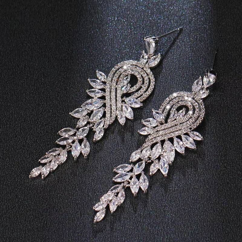 Minimum Order Quantity 2pcs Jewelry for Women Bride Wedding Zircon Party New Trend Gold-plated Fashion Earrings