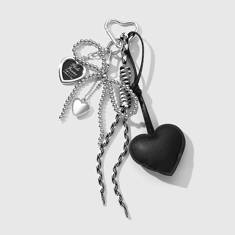 Charm Tassel Love Heart Pendant Handmade Creative Bowknot Keychain Cute Glossy Pendant Keychain Bag Accessories 250811