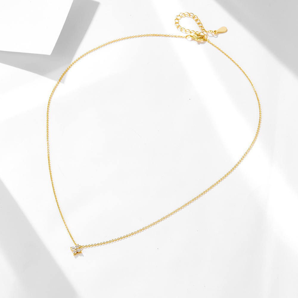 Sterling Sier 14K Gold Plated Dia-Encrusted Clover Flower Pendant Necklace for Women Simple Everyday Versatile Petite Collarbone Chain