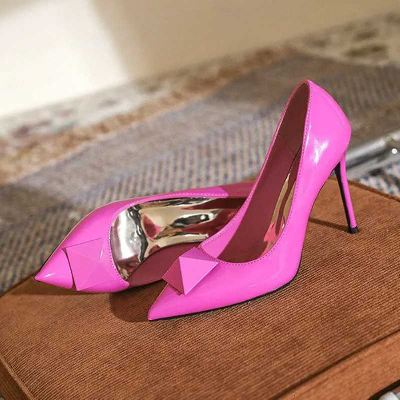 2025 New Woman Pink Pumps Luxury Designer Pointed Stiletto Shallow Mouth Single Shoes High Heels Women Party Shoes W250814