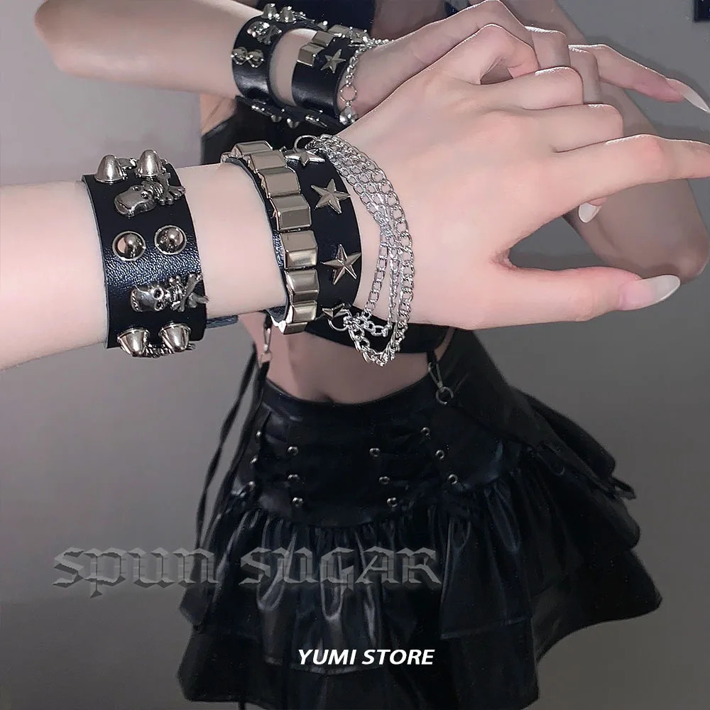 Punk Rivet Star PU Leather Bracelet For Women Men Hip Hop Gothic Dark Girl Rock Jewelry Pendant Love Chain Hip Hop Accessories 250812