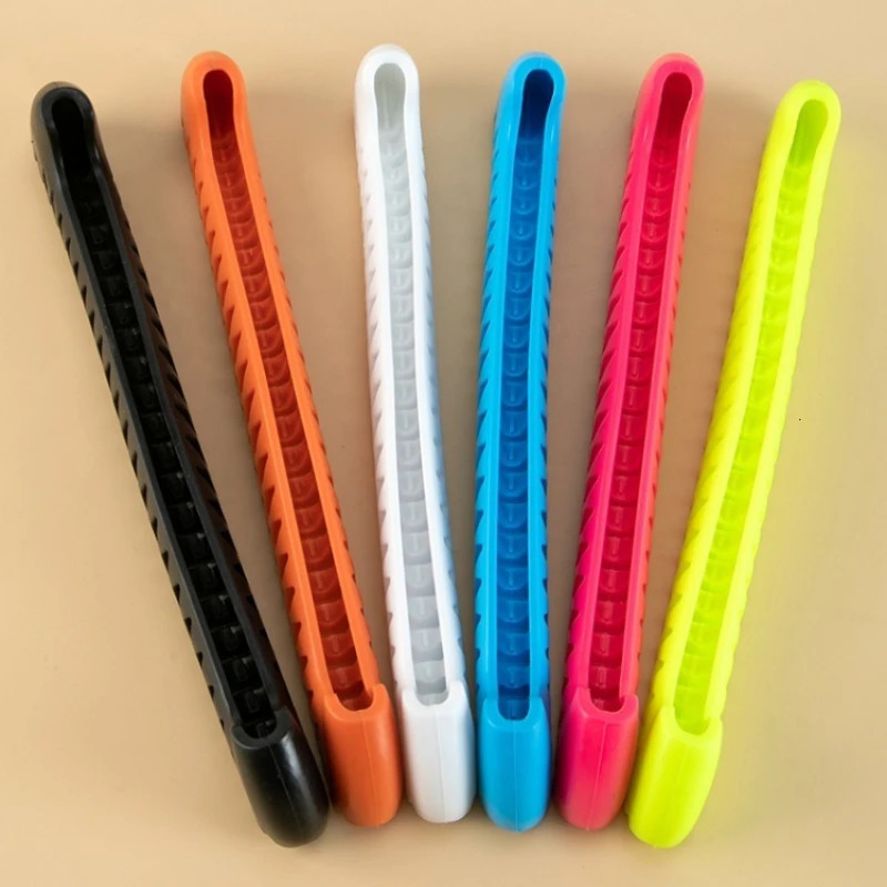 S/L/XL Walkable Ice Skate Blade Cover TPU Figure Skate Hockey Skates Prevent Puncture Scalable Blade Sleeve Blade Knife Cover 250812