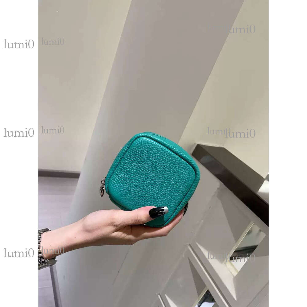 Fashion Top Layer Cowhide Lychee Pattern Makeup for Women Street Trend Genuine Leather Chain Shoulder Crossbody Tofu Bag