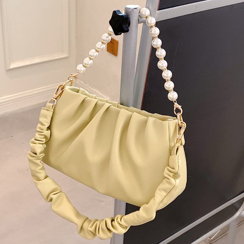Luxury Brand Designer Bag 2021 New Niche Design Bag For Women, Simple Shoulder Bag With Wrinkled Cloud Design And Pearl Chain Crossbody Bag