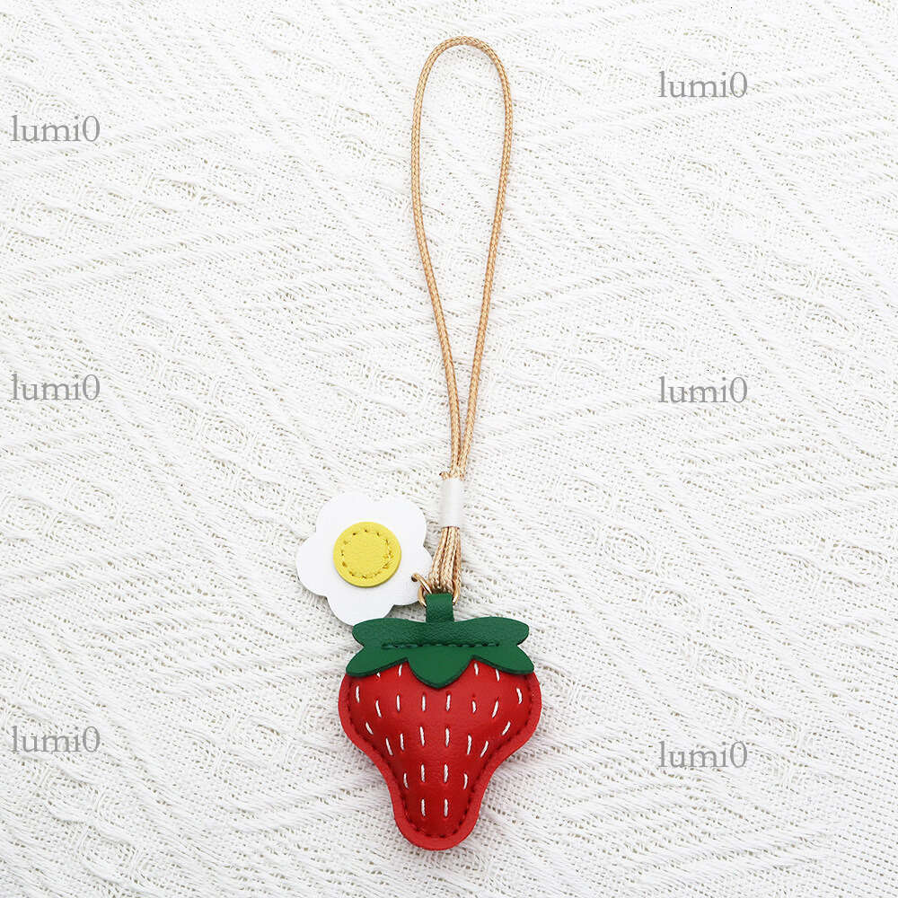 New Cute Ins Strawberry Bag Hand-sewn Leather Exquisite Berry Worry Fun Hanging Ornament Small Pendant