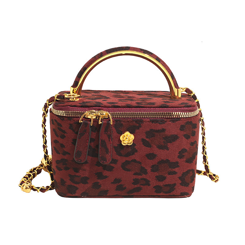 Luxury Brand Designer Bag Handbag Korean Fashion Leopard Print Stylish Versatile Chain Shoulder Bag Large Capacity Commuter Lipstick Crossbody Bag