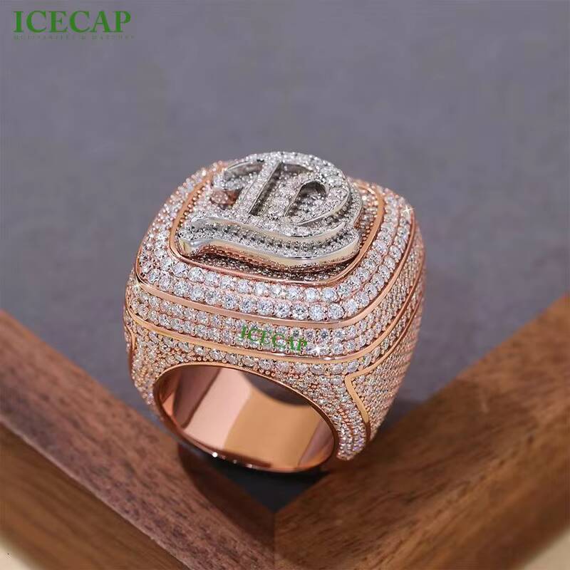 Selling Sterling Sier Championship Engagement Ring Customizable VVS Iced Moissanite Rose Gold Plating Hot Jewelry