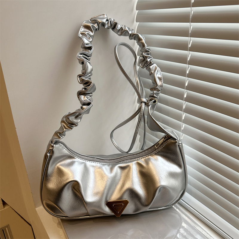 High - value super - popular niche pleated bags for women 2025 style fashionable and versatile cross - body bags hot - selling single - shoulder under