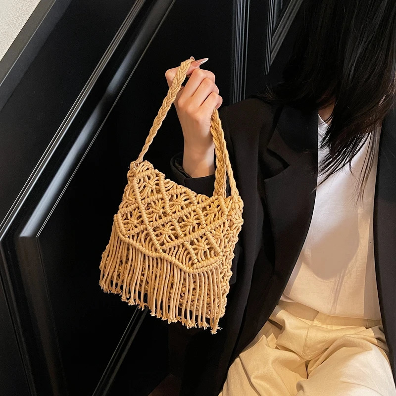 Bohemian Tassel Woven Bag for Women 2025 Style Niche Hollow-out Single Shoulder Bag Literary Crossbody Bag250813