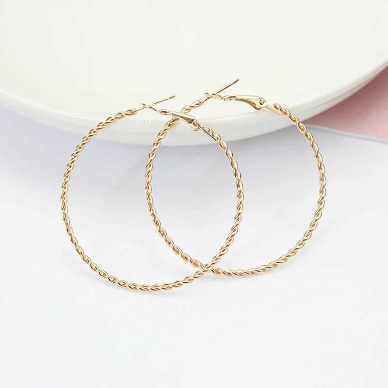 5CM Big Hoop Earring for Women Hiphop Rock Twist Weaving Winding Circle Round Loop Jewelry Earrings Ornaments Ear Rings XJ250814