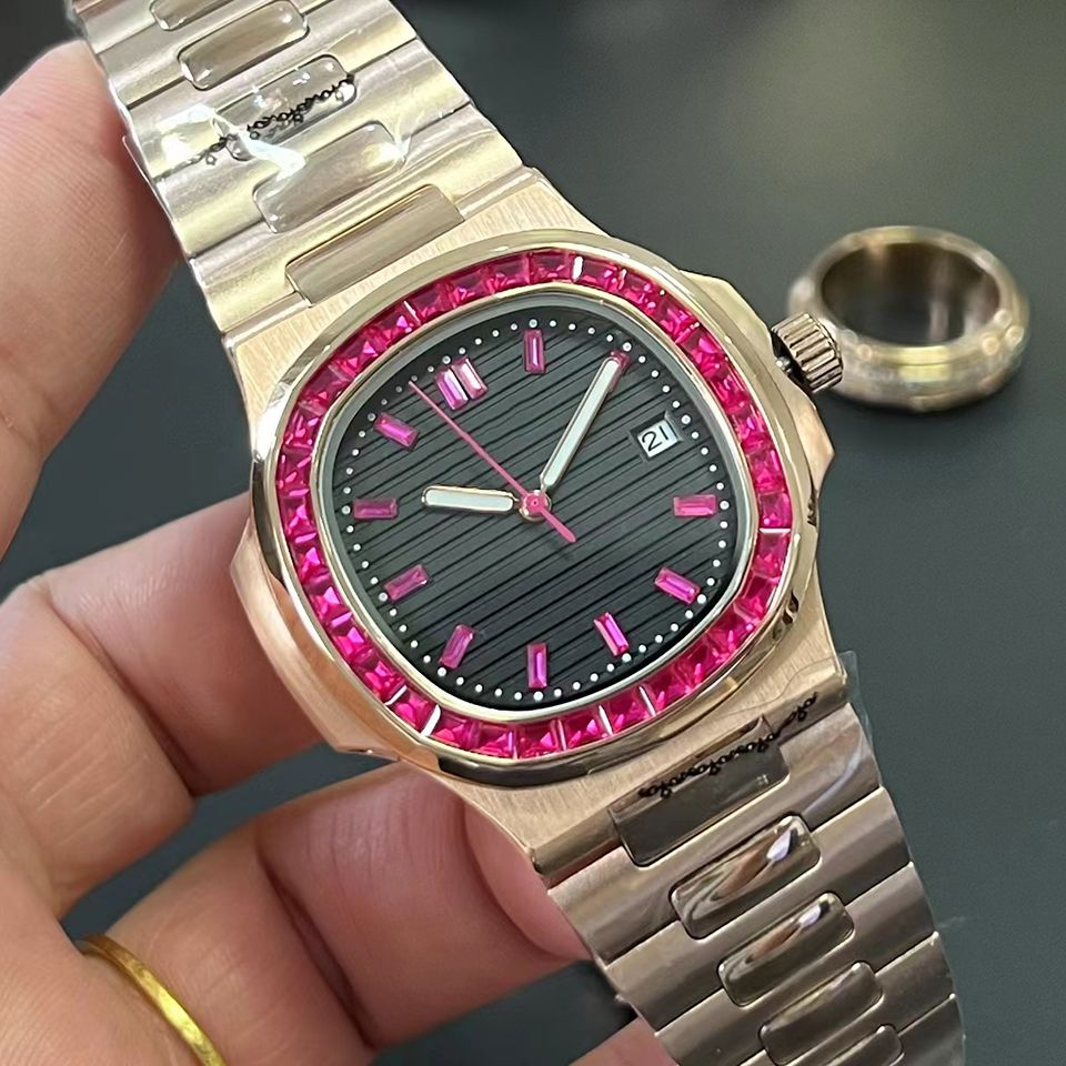 Men's designer models of watches with stainless steel cases, 40mm diameter, sapphire glass, water-resistant, luxurious sports watches