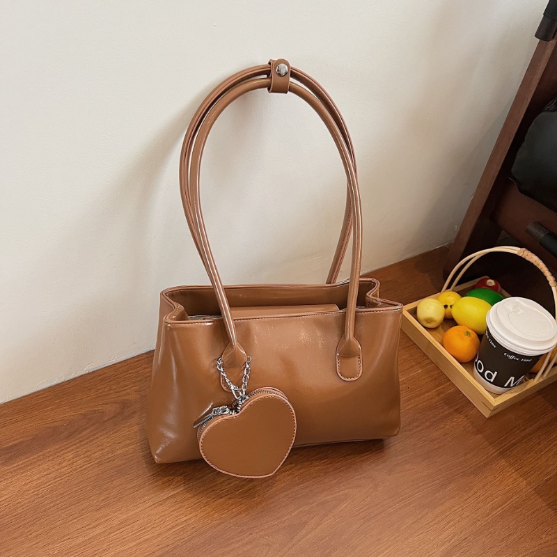 Trendy Womans Casual Shoulder Bag with Gloss Finish