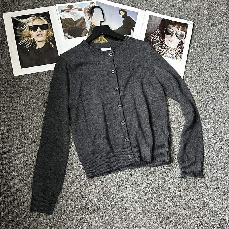 Womens Knitted Sweater Long Slve Crew Neck Cardigan Warm Autumn u0026 Winter Coat Soft u0026 Cozy Casual u0026 Chic L2510186YHK