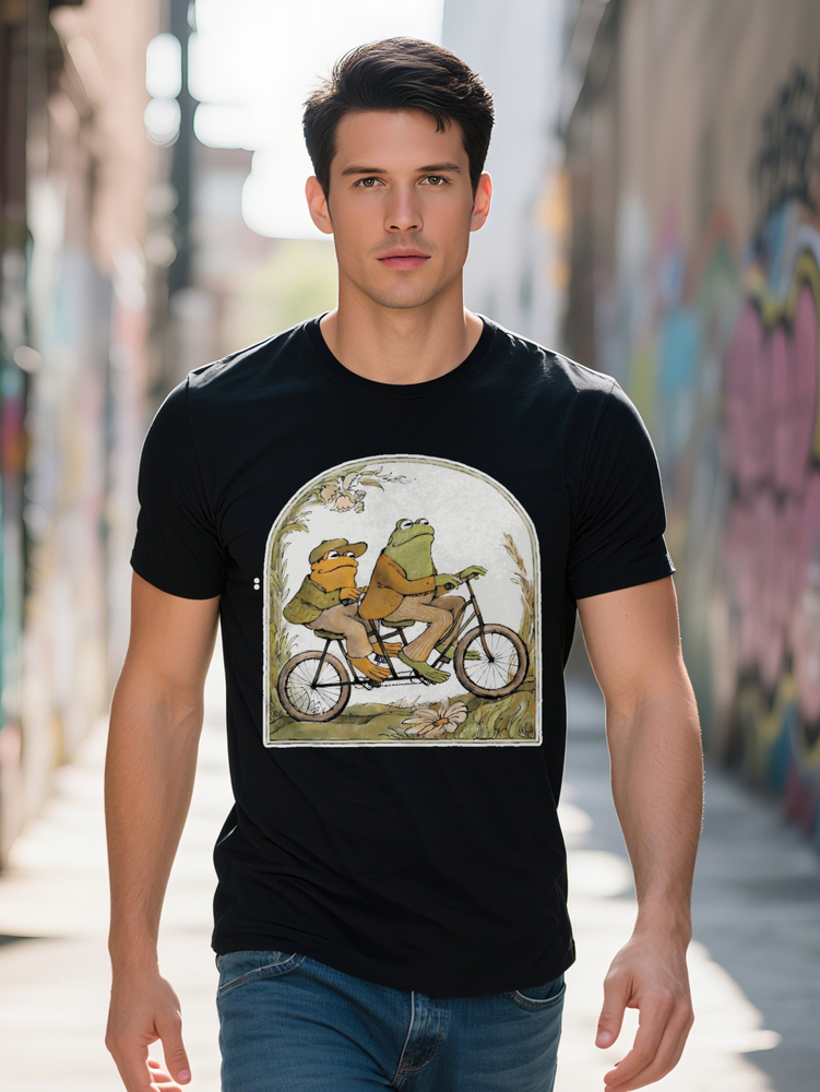 Humorous Men's Vintage Inspired Black T-Shirt Funny Frog Duo on Bicycle Graphic Short Sleeve Casual Summer Wear