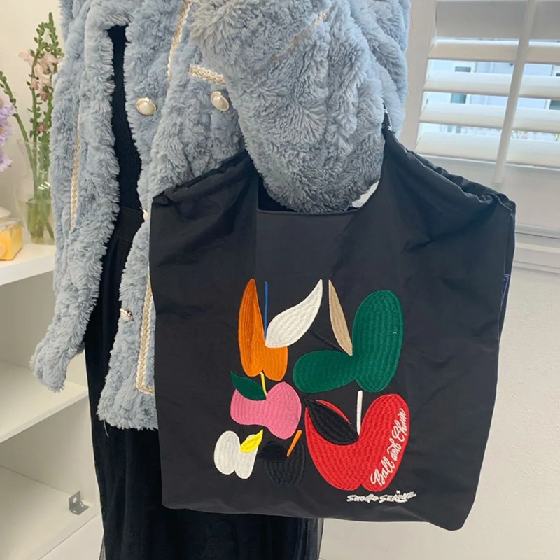 Ins Style Tote Women New Large Capacity Nylon Handbag for Class Commuting Shopping Bag