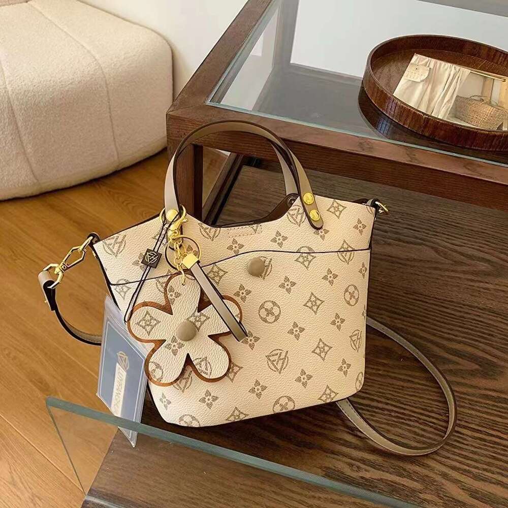 DHessentials Korean Style Basket Bag - Fashionable Tote Shoulder Bag for Women, Large Capacity PVC Handbag with Bow (4 Colors)