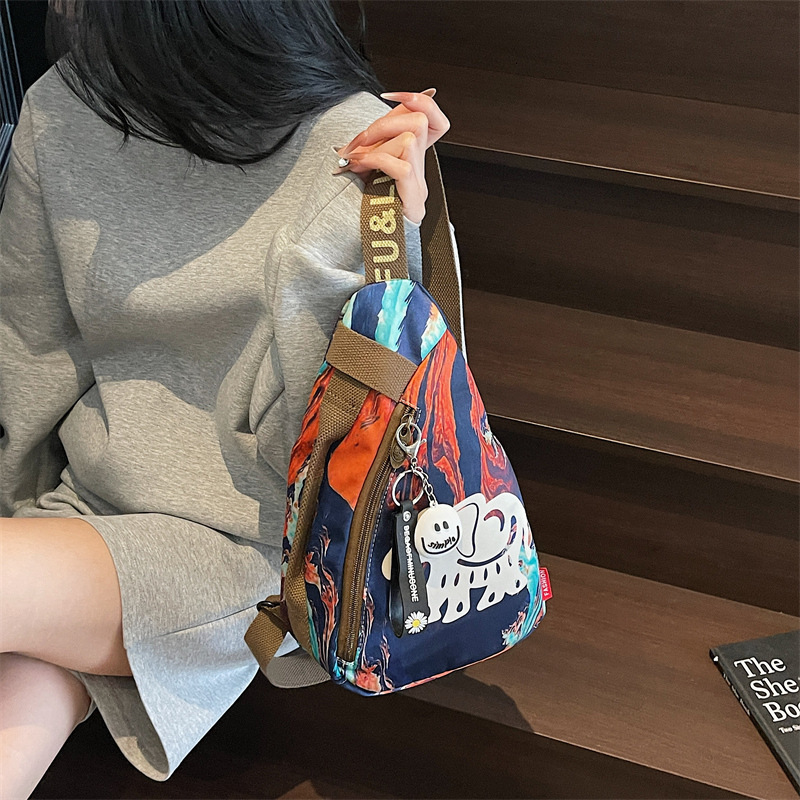 2025 New Designer Printed Multi Pocket Shoulder Bag Small Chest Bag