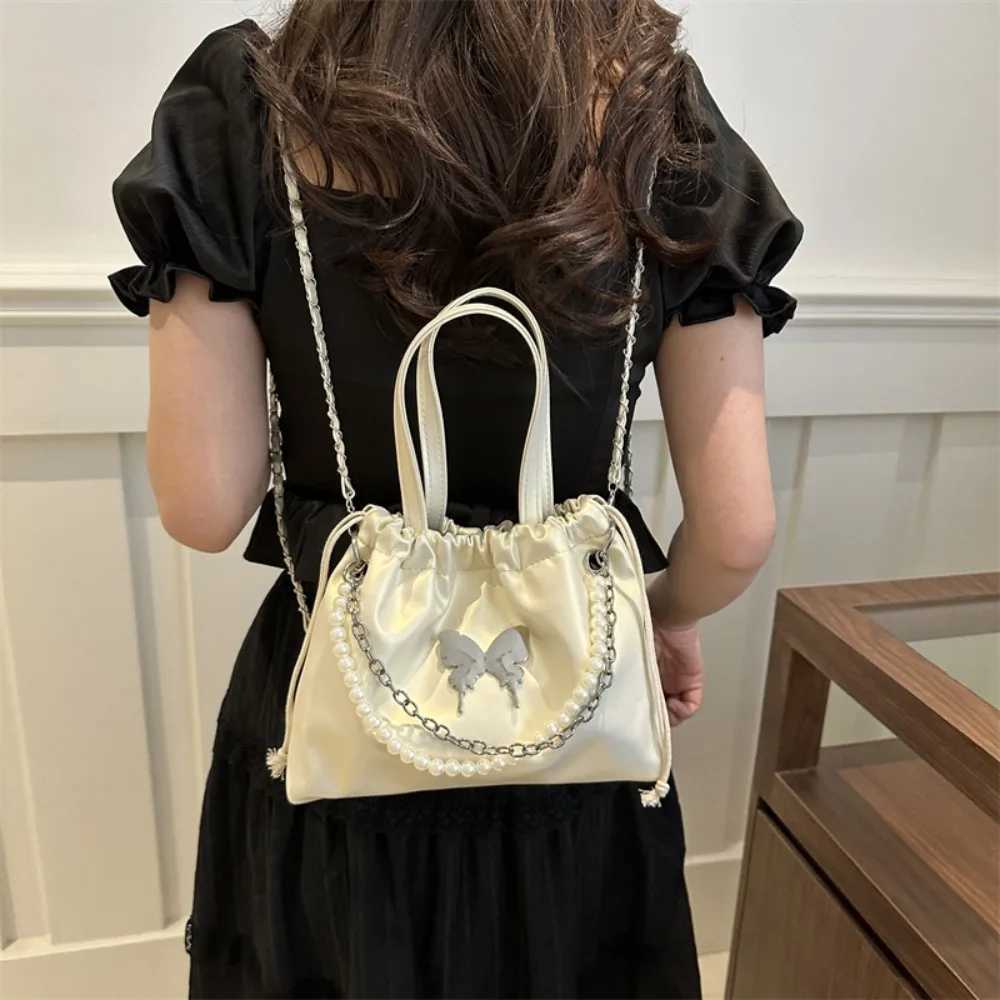 New Large Capacity Womens Backpacks Pearl Chain PU Leather Shoulder Bags Drawstring with Handle Mini Backpacks Women XJ250814