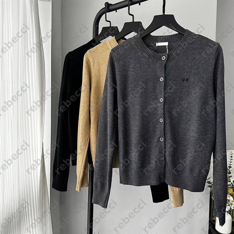 Cardigan Designer Woman Knitted Sweater Luxury Women Clothes Coat Womens Crew Neck Cardigans Long Sleeve Knit Sweaters Winter Autumn Jacket CSD2508145