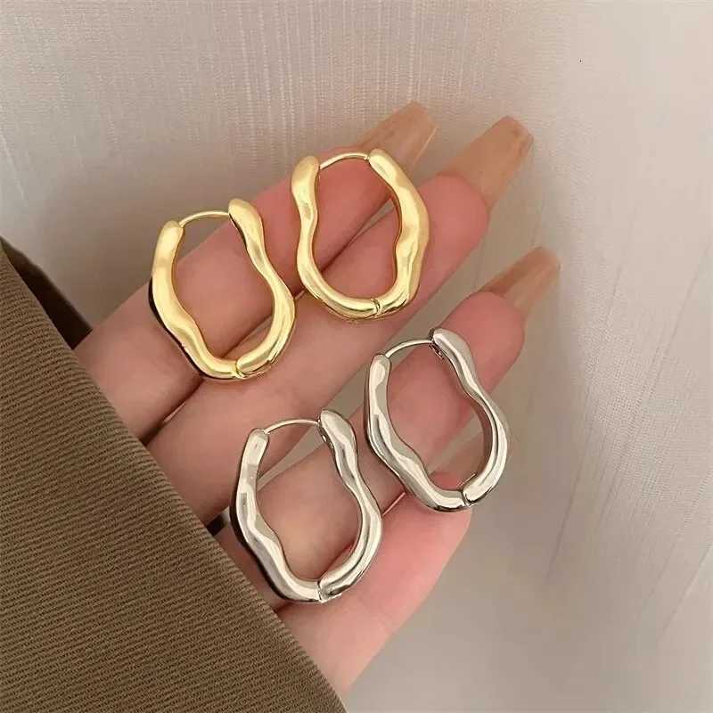 Gold Silver Color Irregular Geometric Metallic Hoop Earrings for Women Simple Cool Ear Buckle Personalized Party Fashion Jewelry XJ250814
