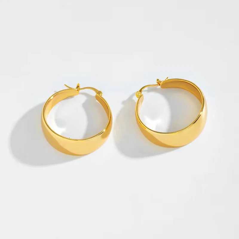 25/30mm Stainless Steel Gold Plated Smooth Wide Hoop Earrings for Women Large Circle Earring Statement Jewelry Gift XJ250814
