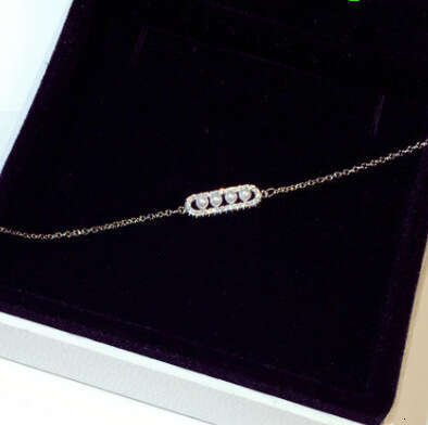 New Fashion Korean Version Exquisite Super Shiny Imitation Pearl Inlaid Zircon Elegant Bracelet Bangle Jewelry for Women S00247