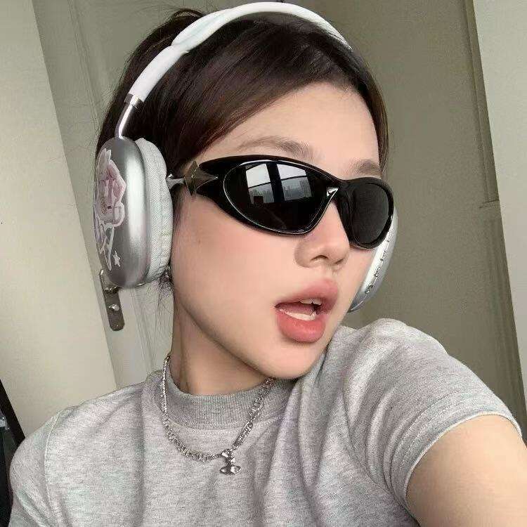 Style Future Tech Designer Wasteland Punk Jewelry Y2K Starburst for Women Sunglasses Stylish Unisex Trendy