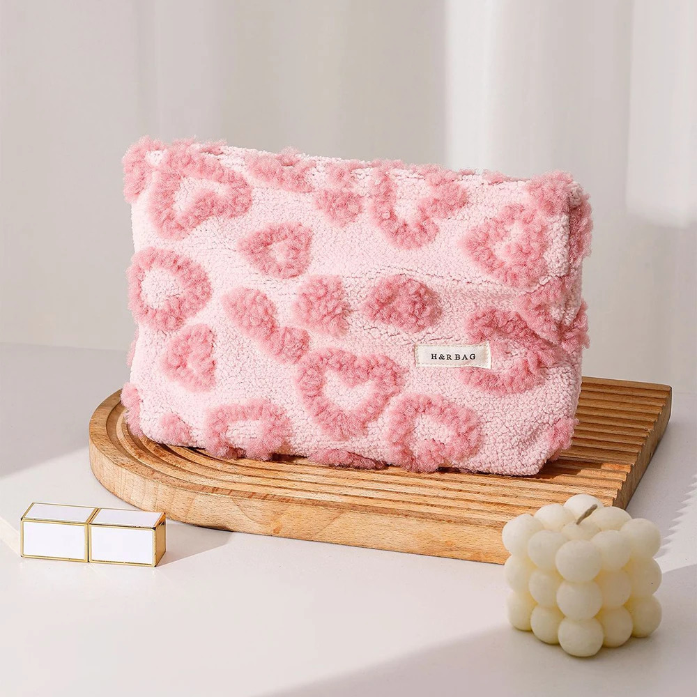 Plush Cute Pink Love Makeup Bag Portable Skincare Product Lipstick Storage Bag Hand-held Inner Bag Korean Brush Pencil Cases 250812