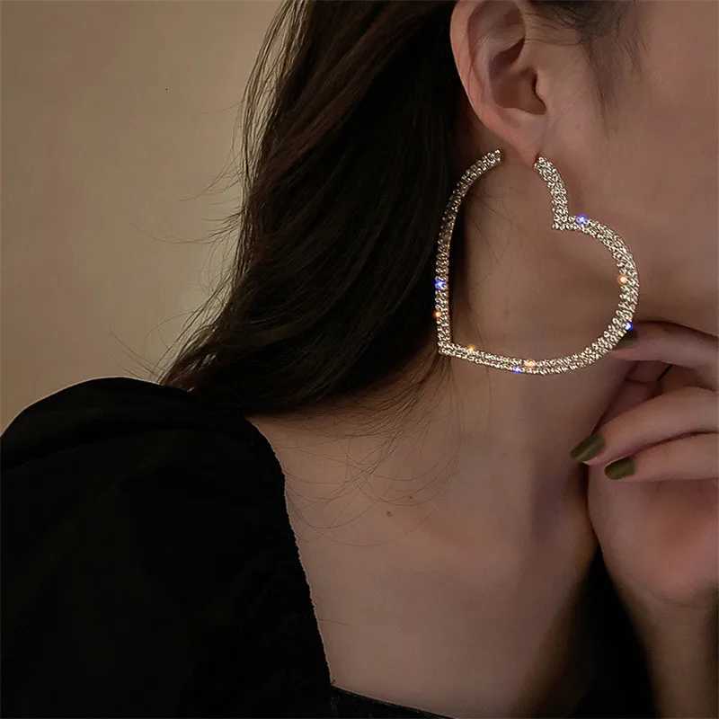 100 Fashion Big Heart Crystal Hoop Earrings for Women Bijoux Geometric Rhinestones Earrings Statement Jewelry Gifts XJ250814