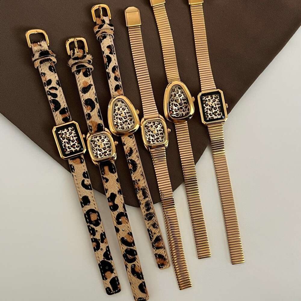 Vintage Style Snake Head for Women Leopard Print Strap Fashionable Unique Designer Niche Light Luxury Exquisite Quartz Watch