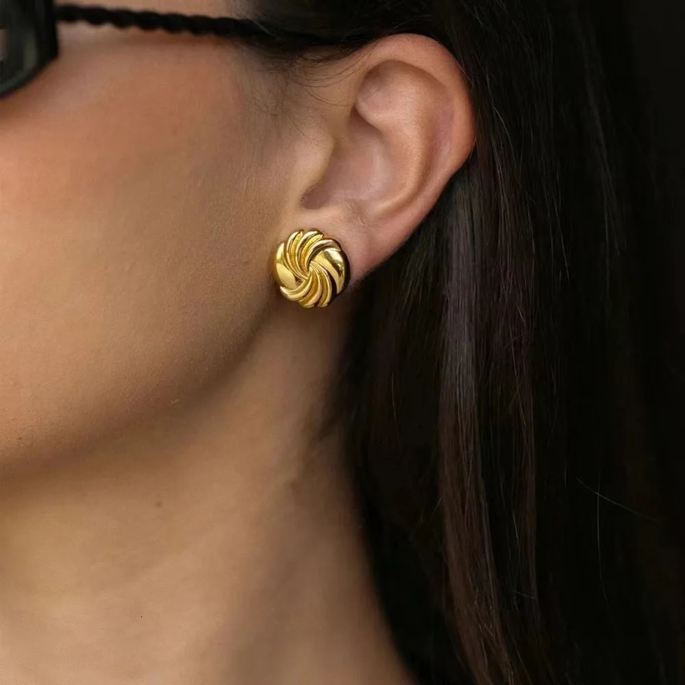 Creative Gold Plated Stainless Steel Round Geometric Earrings for Women Statement Geometric Studs Fashion Jewelry Waterproof 250812