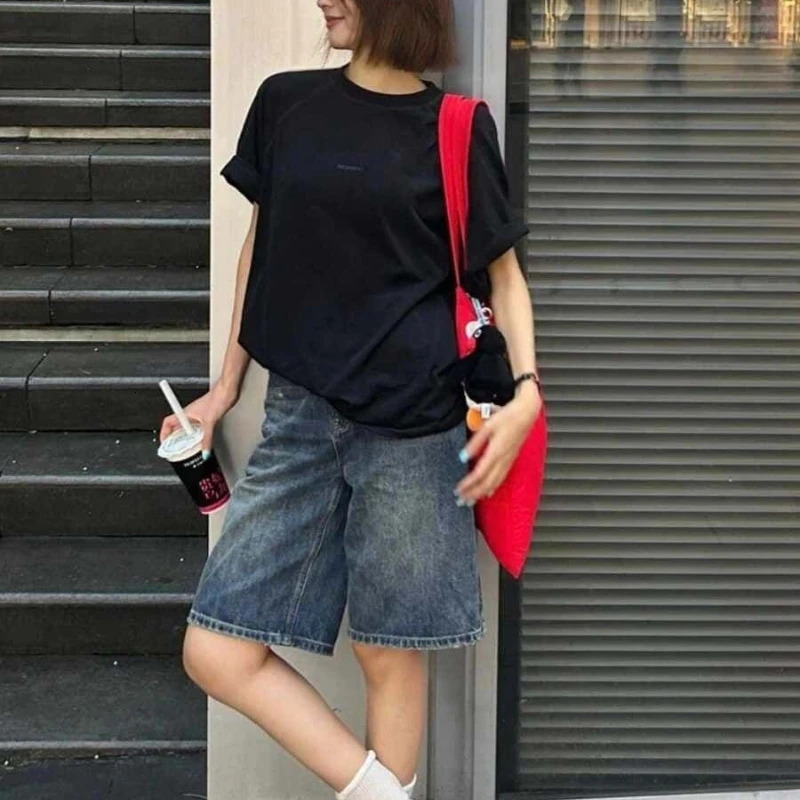 Spring Summer Women Casual Denim Shorts Fashion Female Wide Leg Short Jeans Knee Lenght Denim Pant Women High Waist Shorts Girls 250813