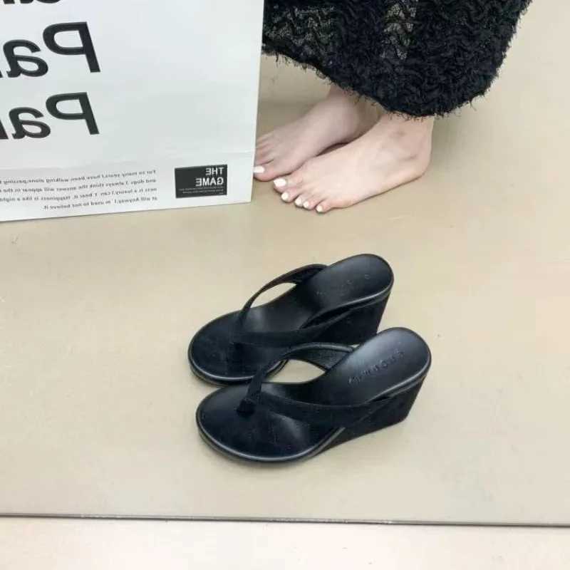 New Slippers Summer Shoes Women Wedges Sandals Slides Beach Home Slippers Women Flip Flops Memory Foam Slippers Womens Shoes W250814