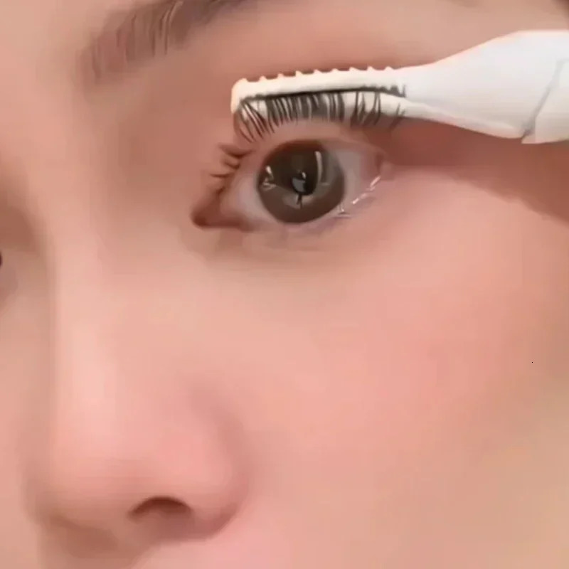 USB Electric Eyelash Curler Intelligent Temperature Control Heated Eyelashes Charging Naturally Lasting Curled Lash Makeup Tools 250813