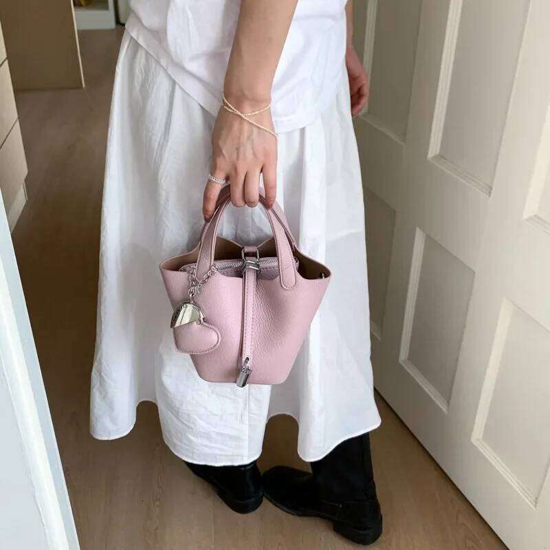 Niche Design Mini Bucket For Women New PU Leather Crossbody Bag Female Daily Out Handle Basket Bags