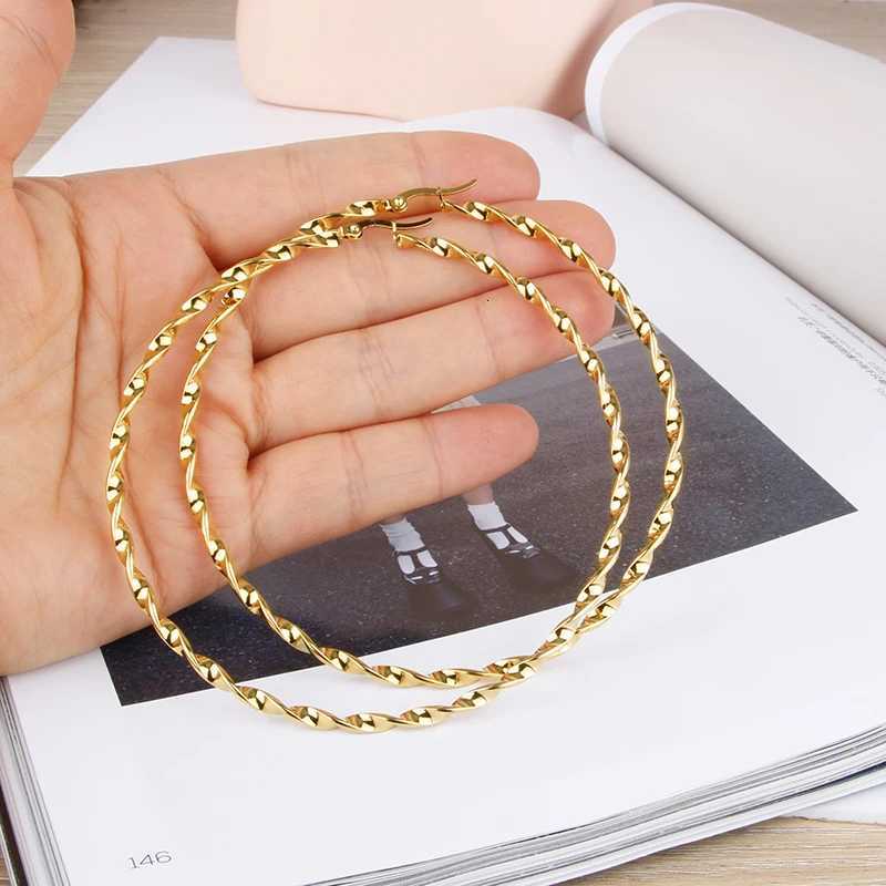 Hgfly Gold Color Stainless Steel Large Hoop Earrings for Women Thread Wholesale Ear Accessories Fashion Jewelry Hot E0153XJ250814