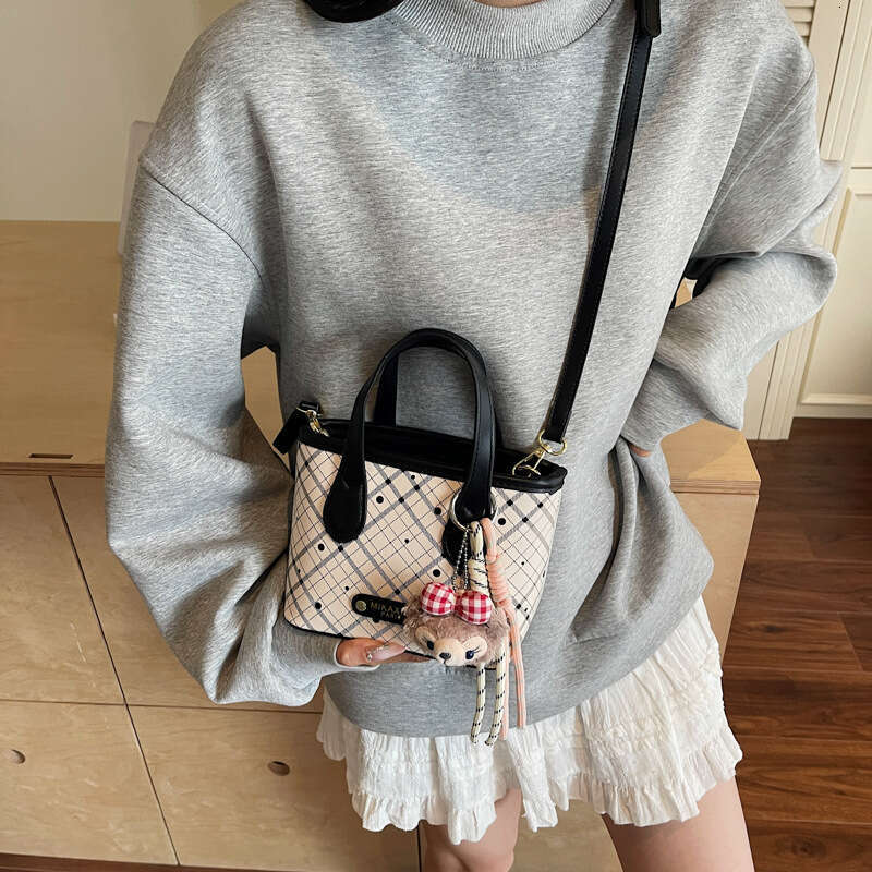 Fashion Bucket for Women 2025 Autumn New Versatile Handbag High-end Feel Shoulder Checkered Crossbody Bag