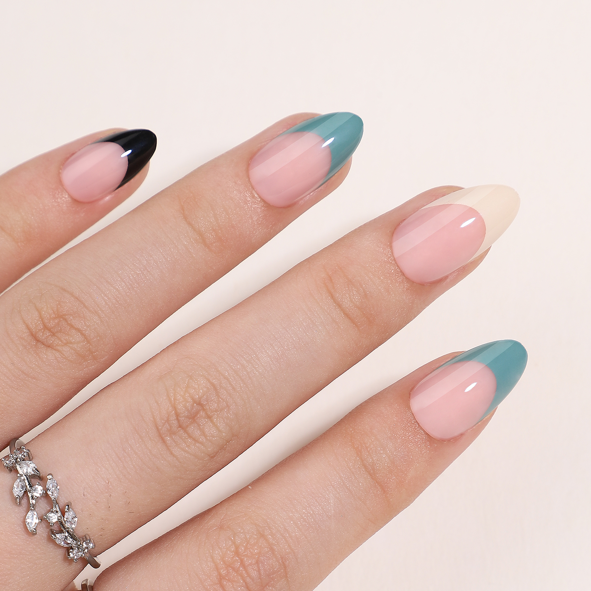 Fashionable Short-Coffin Style French Tip Fake Nails Kit | Easy Application DIY Acrylic Gel-On Artifical Toenail Tools